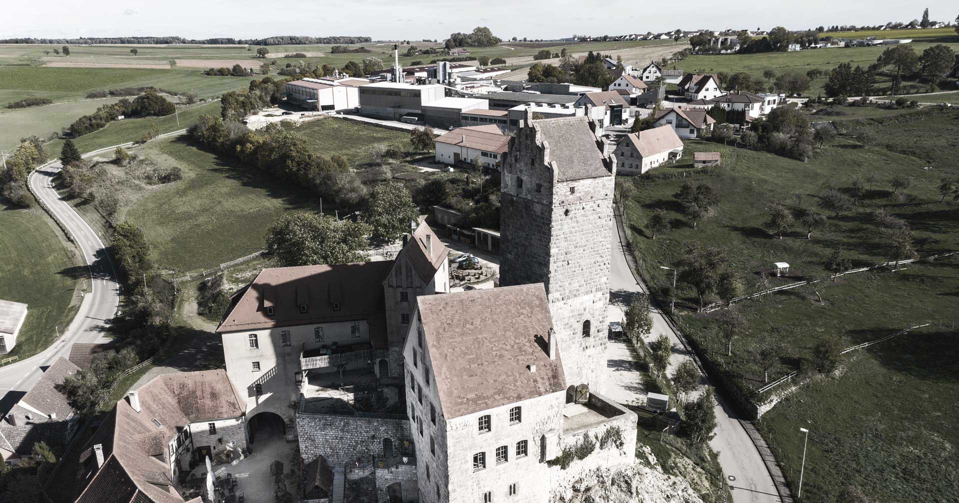 Luftaufnahme Burg Katzenstein und KONOLD Gebäude